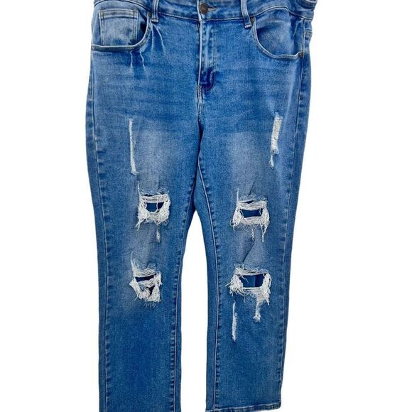 Blue savy  - Picture 2 of 16